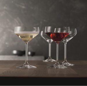 גביעי מרטיני וקוקטייל